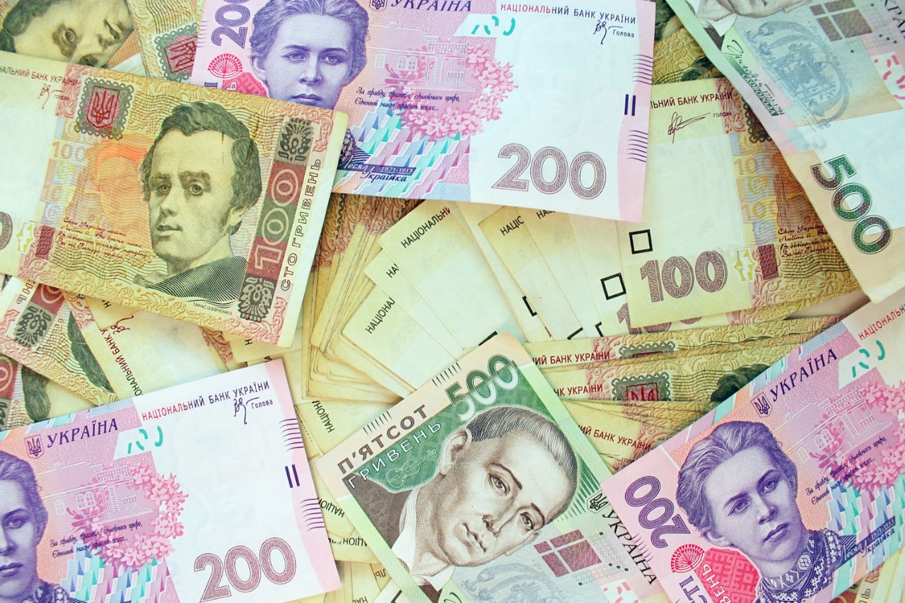 人民币在乌克兰不可兑换,最好携带美元和欧元,乌各大城市有很多外汇