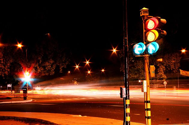 红绿灯路口图片 唯美图片