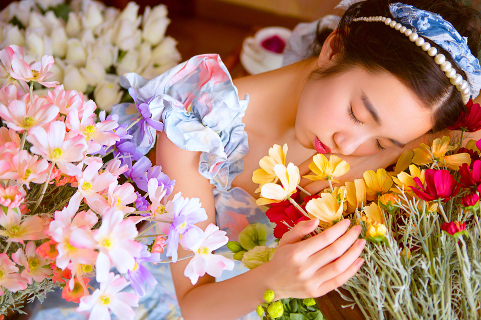 柳柳の写真集 夏天做个安静的美少女