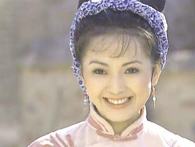 《牛子厚与富连城,饰演五姑娘;1995年主演古装电视剧《宰相刘罗锅》