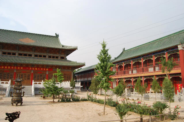 河南省七大佛寺之一新乡定国禅寺