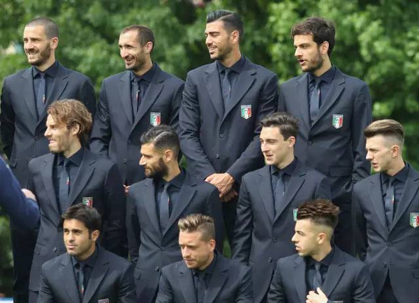 意大利男模足球队图片