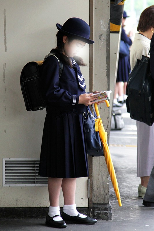 日本女学生制服的n种穿法,大开眼界,真的