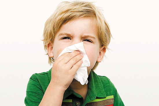 孩子打喷嚏,是感冒还是过敏性鼻炎?