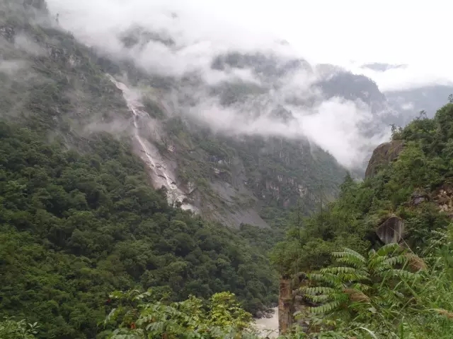 高黎贡山南线徙步攻略