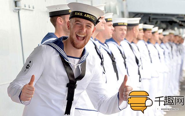 哪国的海军水手服最撩妹?哇,第一个太帅了!