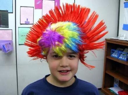 孩子们的疯狂头发创意造型,99%中国家长不同意