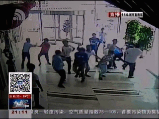 约架网_黑龙江30多名女学生街头约架斗殴_多名网红约架斗殴