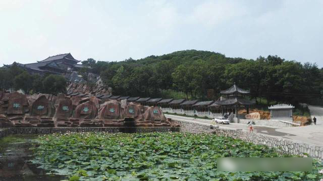 吉林靈巖寺鐘靈毓秀古寺鐘聲