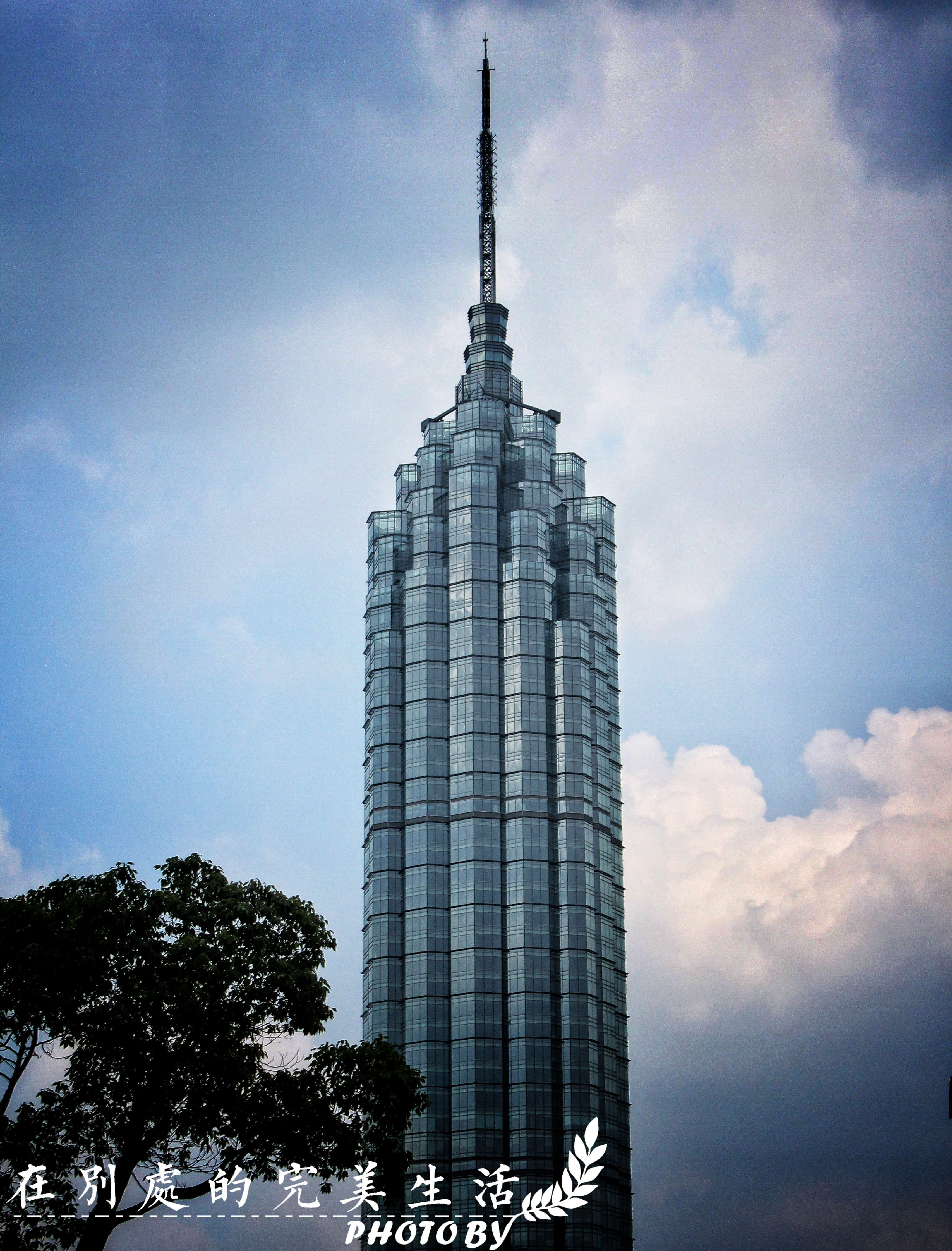 这幢高达333米的高楼目前是常州        ,整体外形与著名的天宁宝塔有