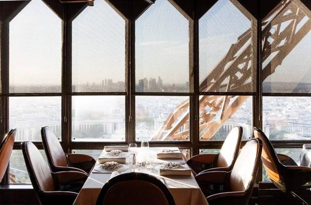 巴黎银塔餐厅图片