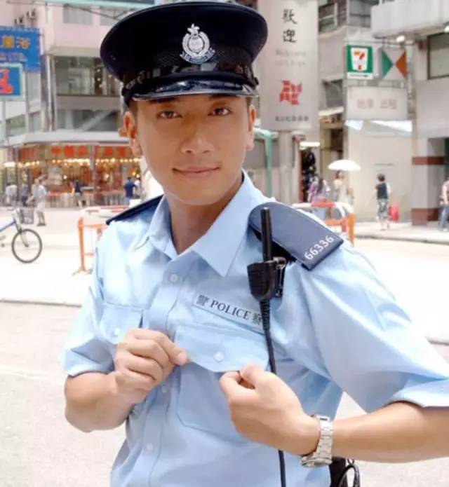 吴卓羲警察图片