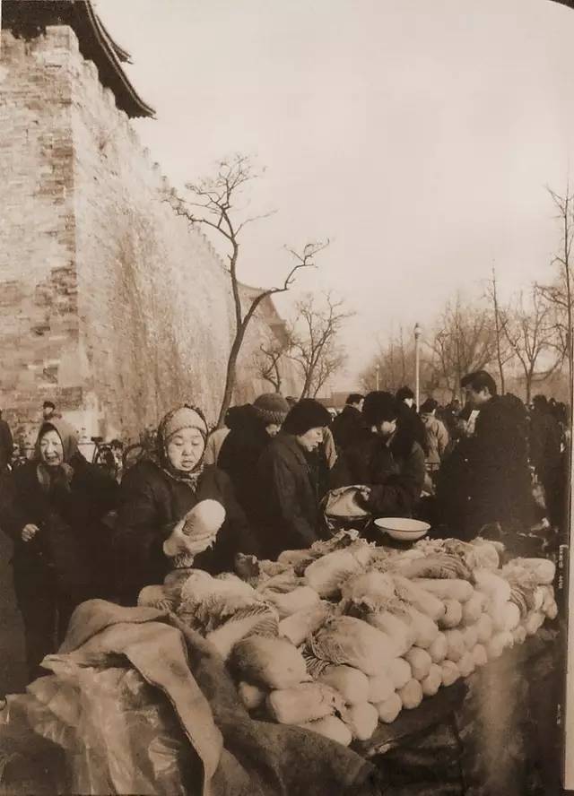 视觉 ┊ 逝者如斯,二十世纪中国民间生活影像