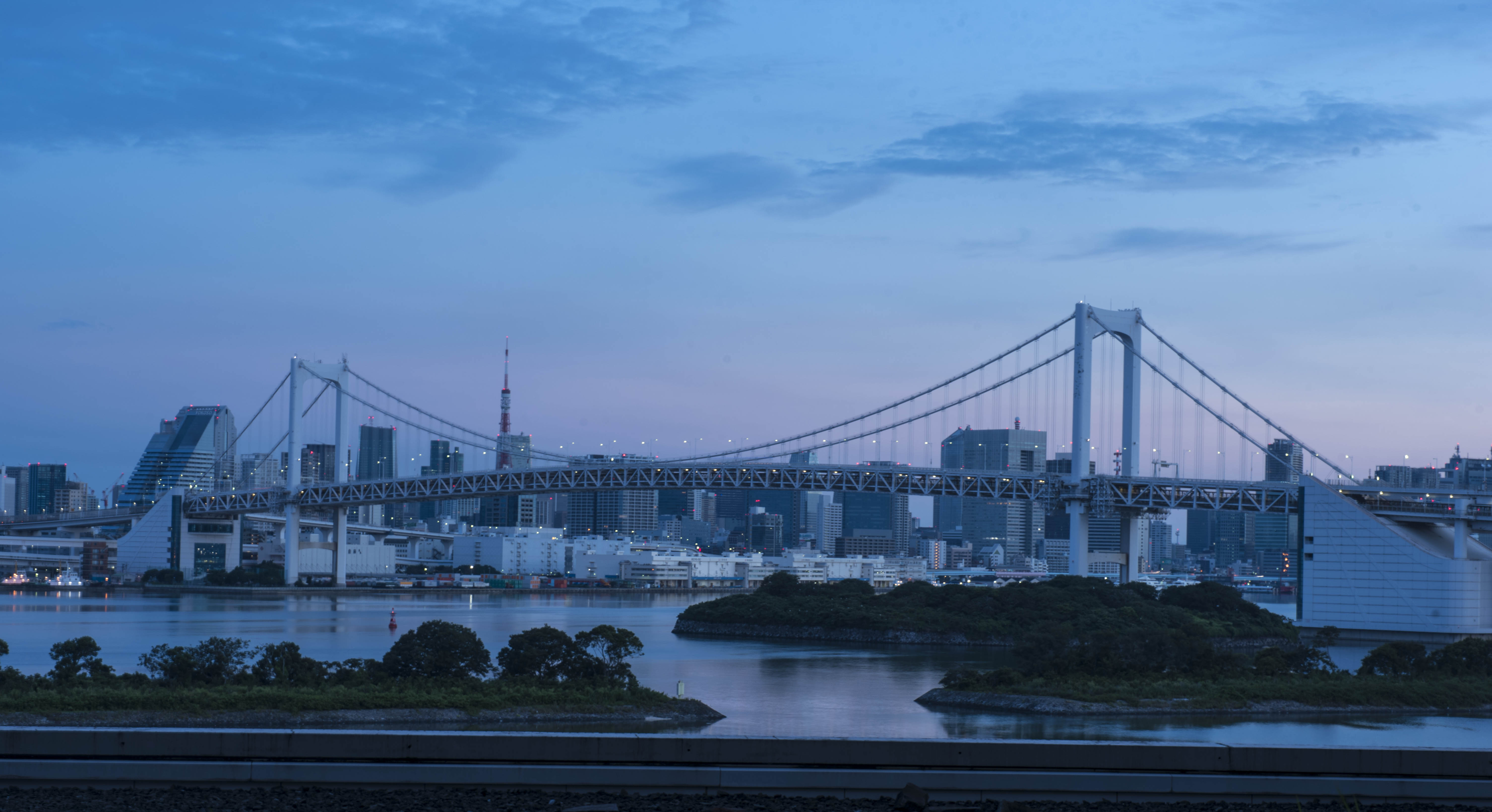 东京的彩虹桥