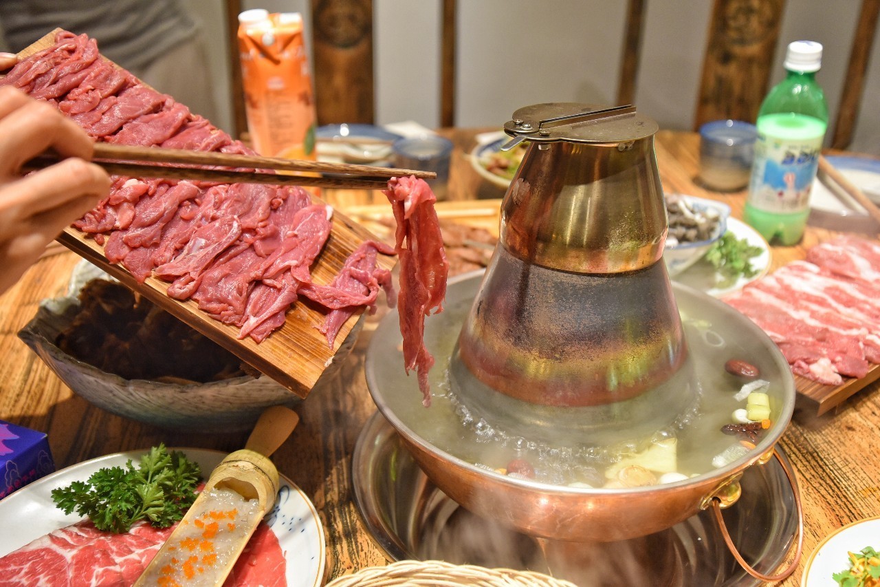 吃一顿性价比超高的涮羊肉再打58折是怎样的体验顺成轩津城最鲜铜锅