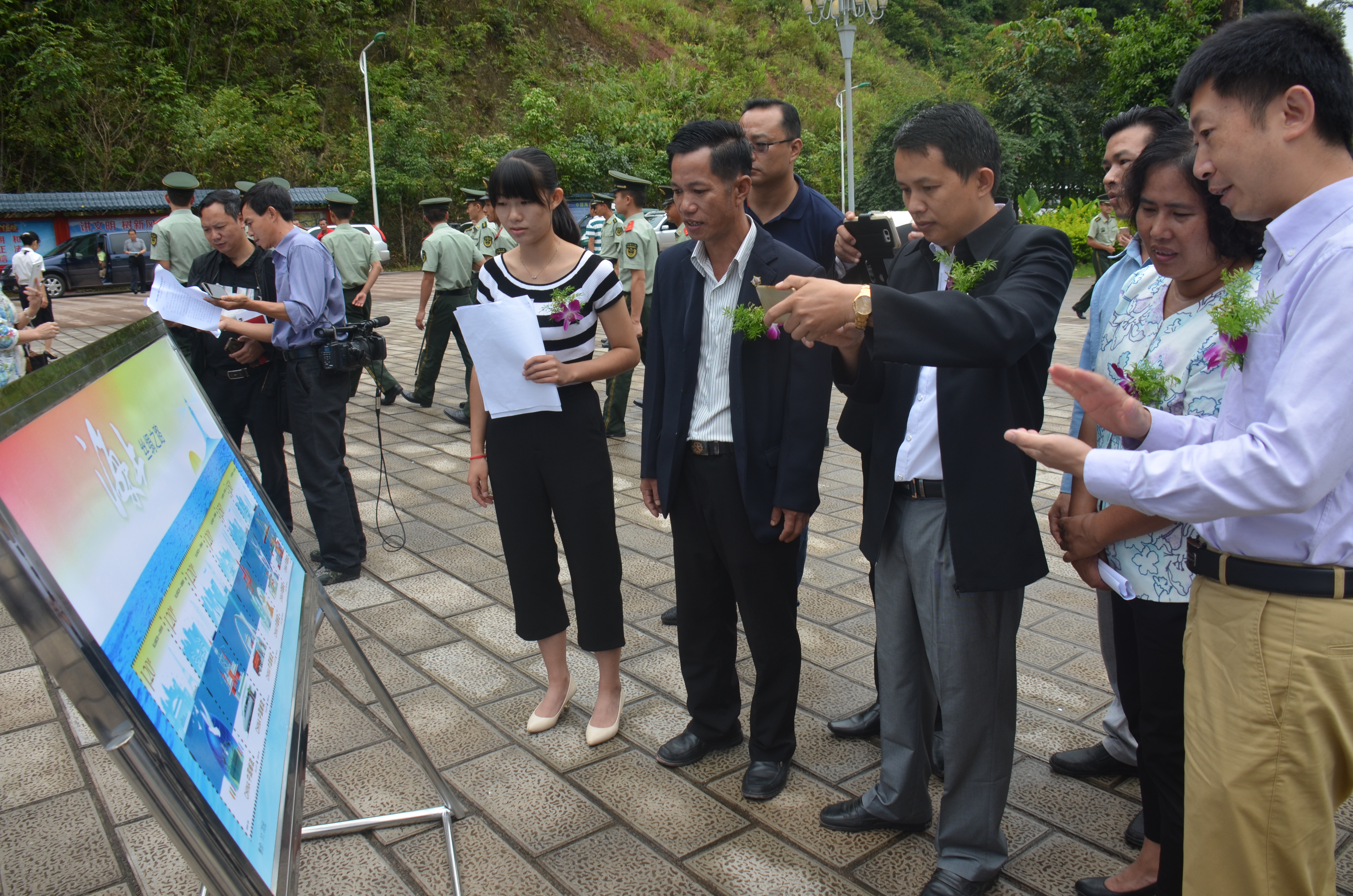 夏浚说,9月10日这天,中国邮政集团公司云南省邮政分公司还联动各州市