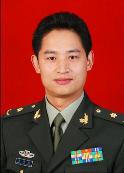 黄建成 教授解放军新疆军区总医院麻醉科副主任