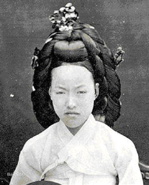 19世纪朝鲜女装图片