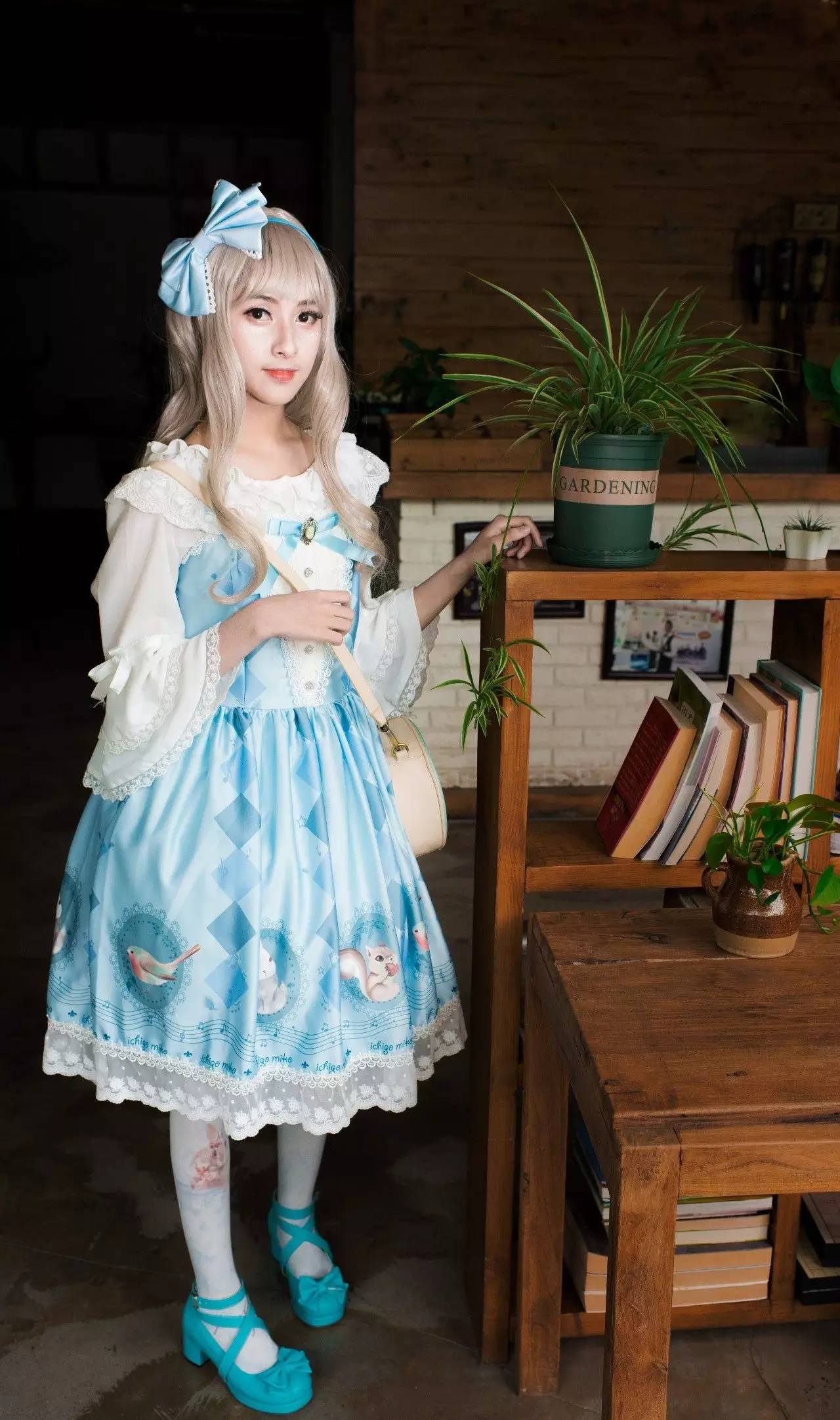 Lolita少女迷人图片