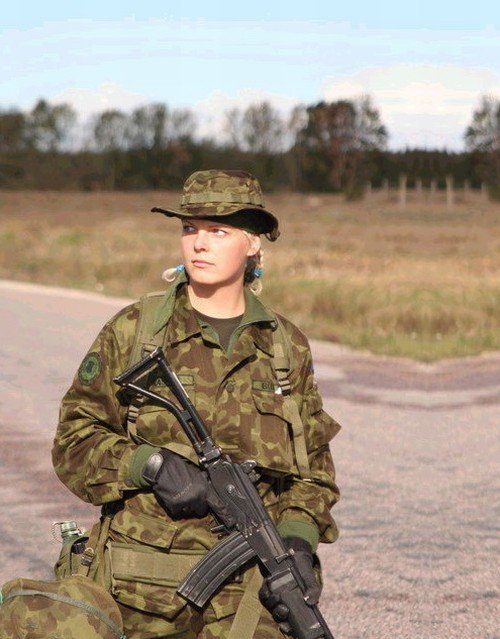 爱沙尼亚女兵图片