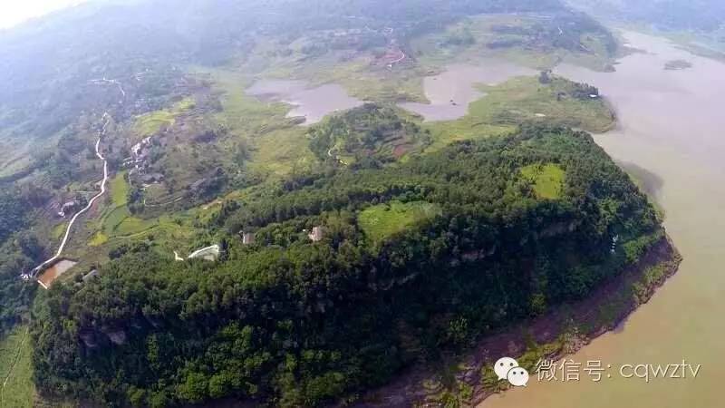 那江畔的千岛湖 江湾的木枥观遗址 植被葱郁的四方山 你也得走一走