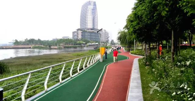 至2017年年底,上海将基本实现从杨浦大桥到徐浦大桥45公里滨江岸线