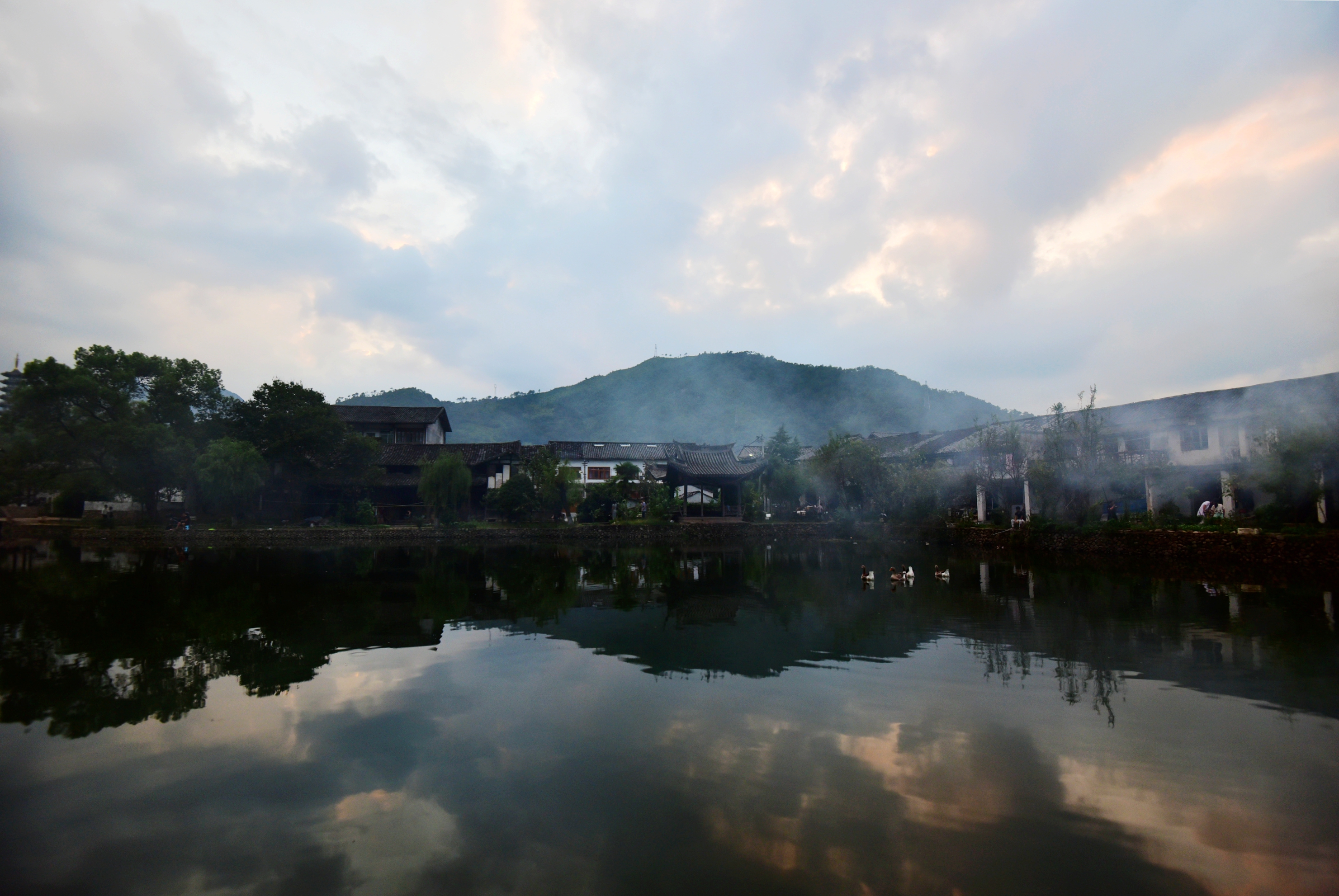 行走在芙蓉古村