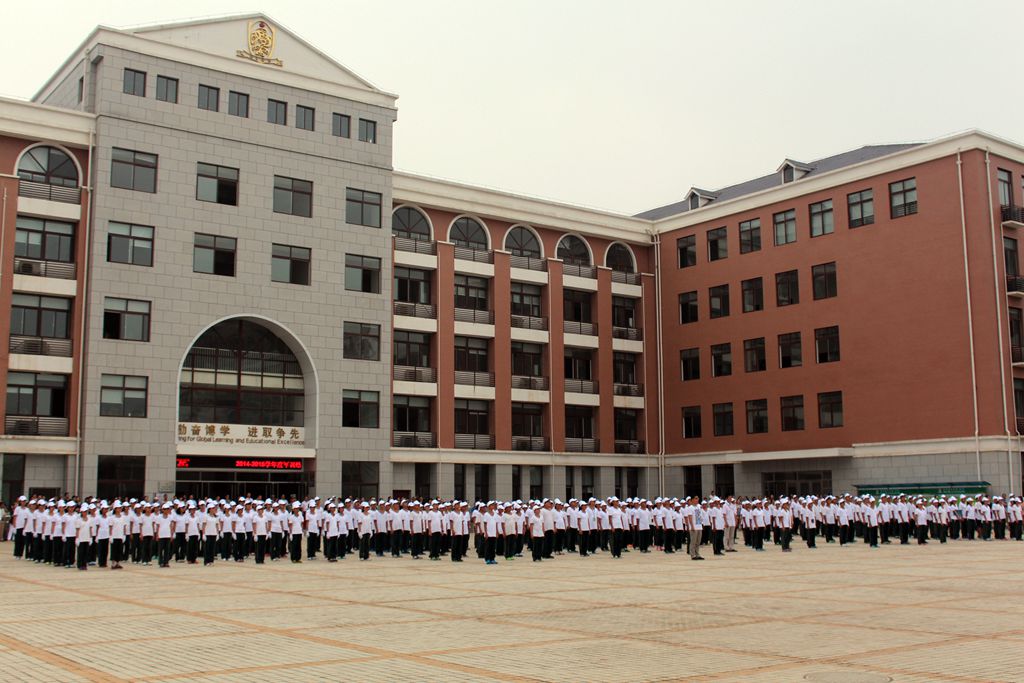 据说从这些学校走出来的都是大武汉的壕超级难进的7大贵族学校