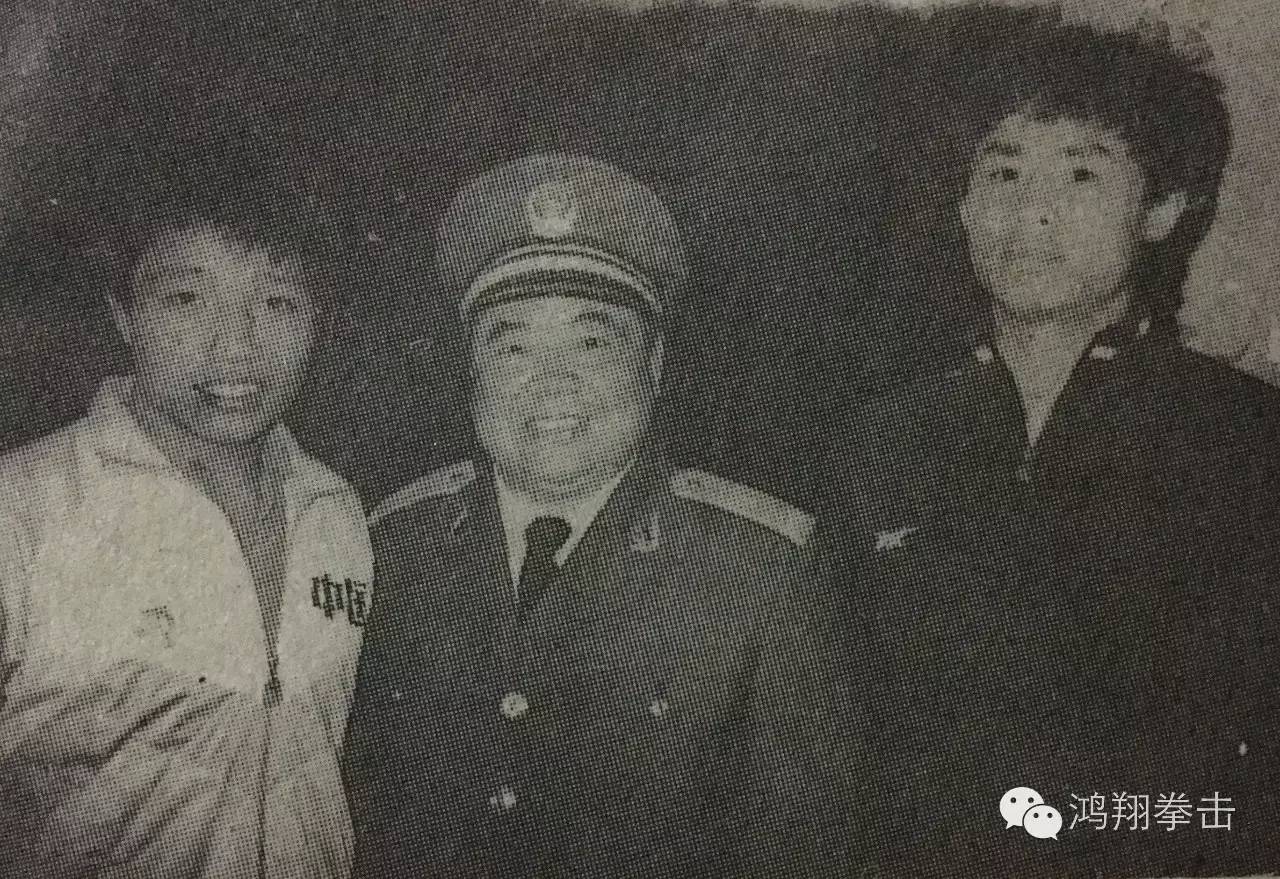 中国拳击总教练杨晓强图片