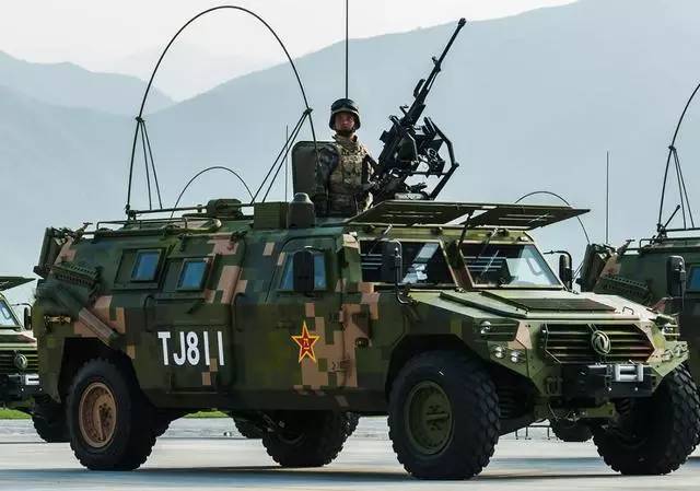 小车扛重炮:中国推出120mm车载迫榴炮8公里内无敌