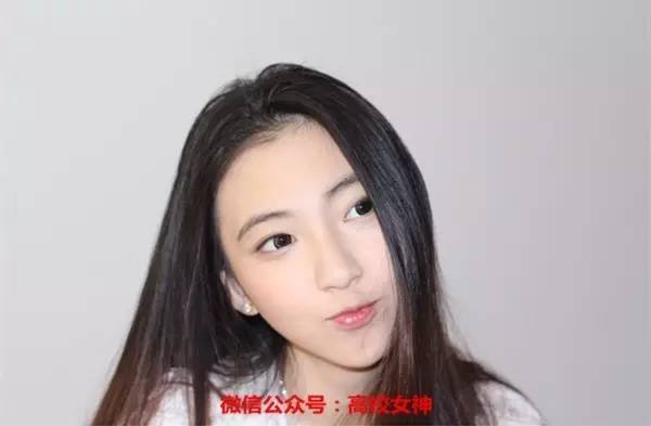 中国传媒大学李明烨美得无法抗拒被称深情女神