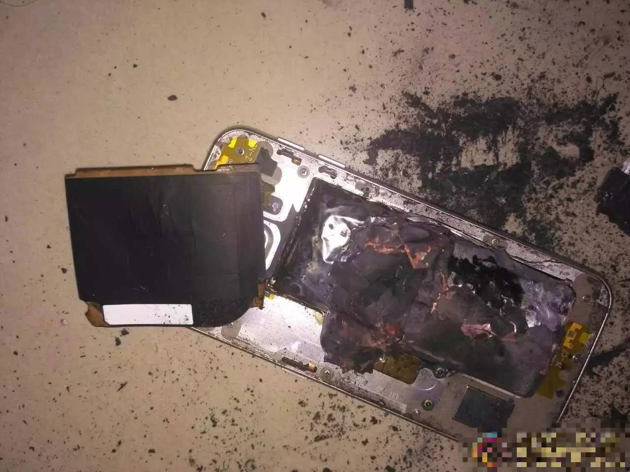手机爆炸事件图片