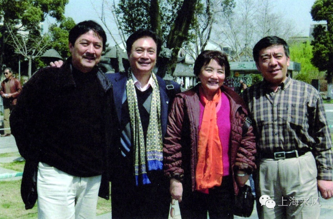 在江阴,从左至右为:黄达亮,梁波罗,祝希娟和崔杰表演艺术家梁波罗直言