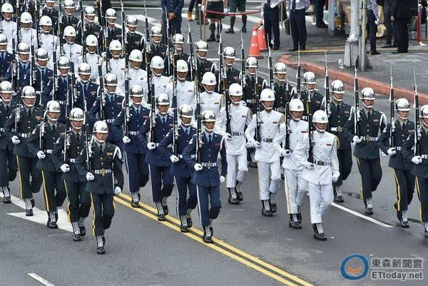 台军为啥常穿旧衣服?竟是预算长年编列不足