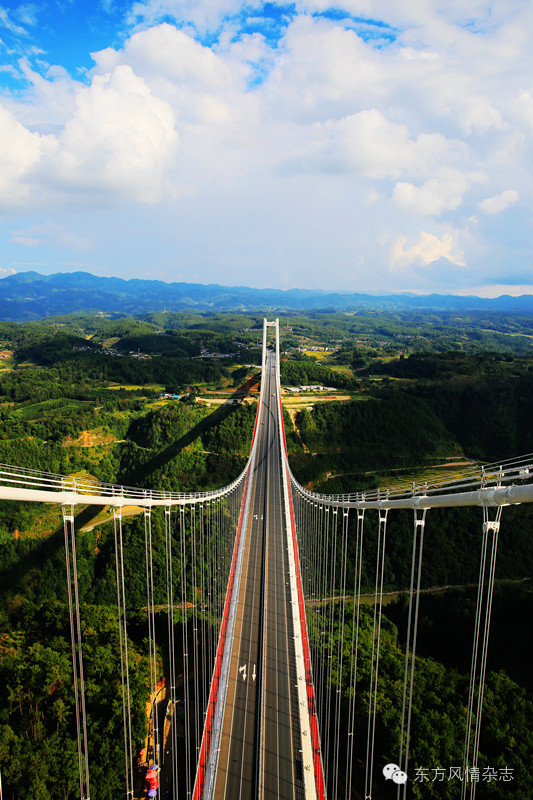 滇缅大道高架桥图片