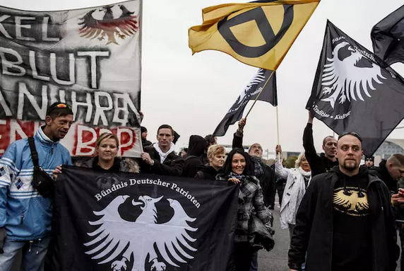 5德国右翼示威者举行反政府游行