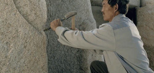 六年,他和中国最后手工石匠,在北京建了世外桃源