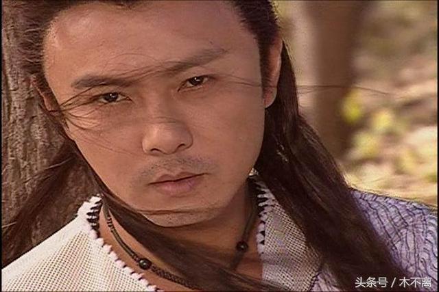 2005年,张卫健参演由王晶监制的,中港台合拍古装武侠剧《天下第一》
