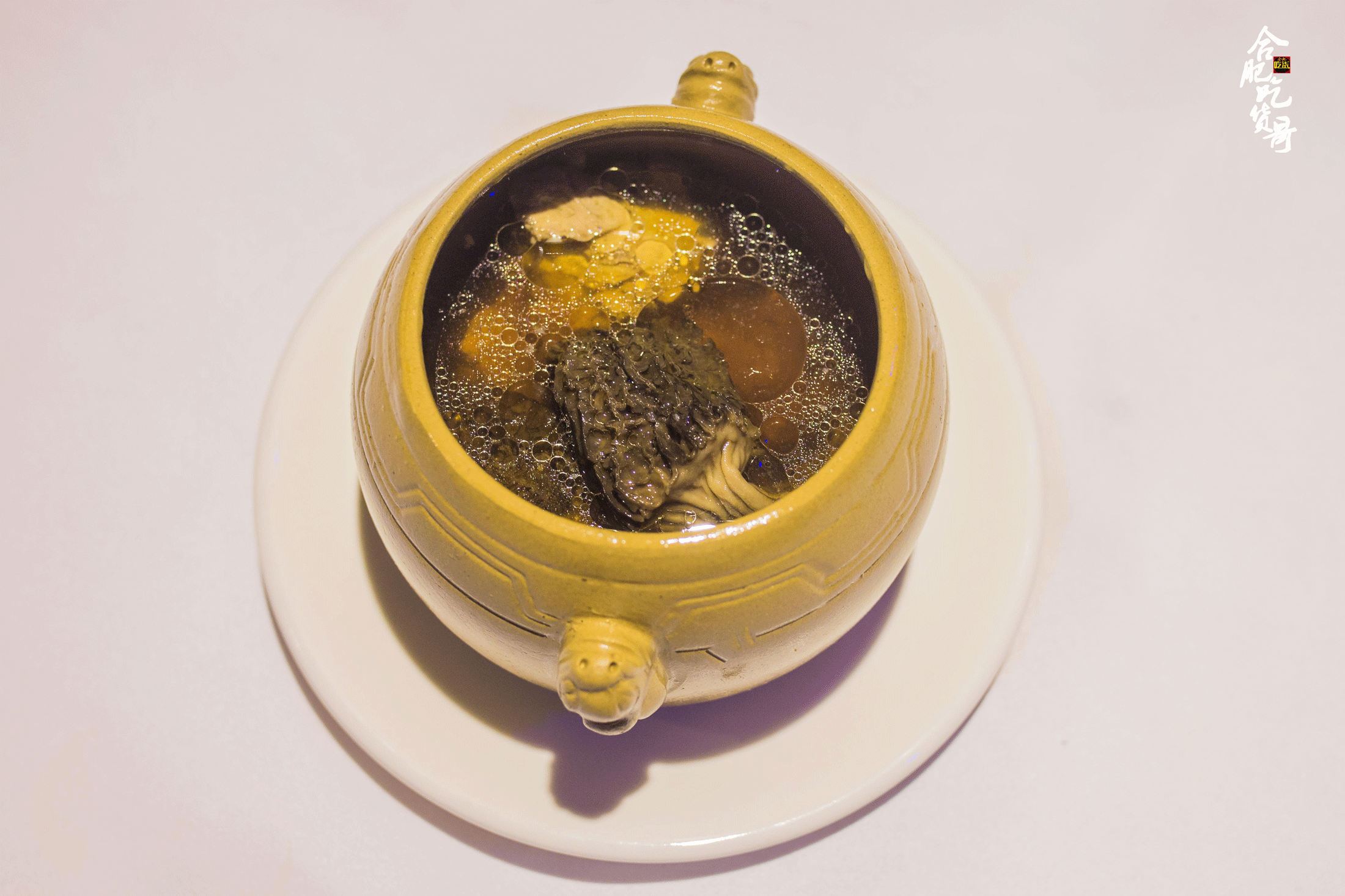 養生海馬瑤柱炖羊肚菌炖盅隔水炖,与大锅炖后分装,完全是两种不同的