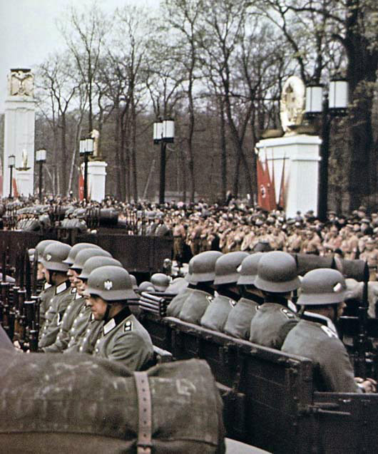 二战德军巴黎阅兵照片图片