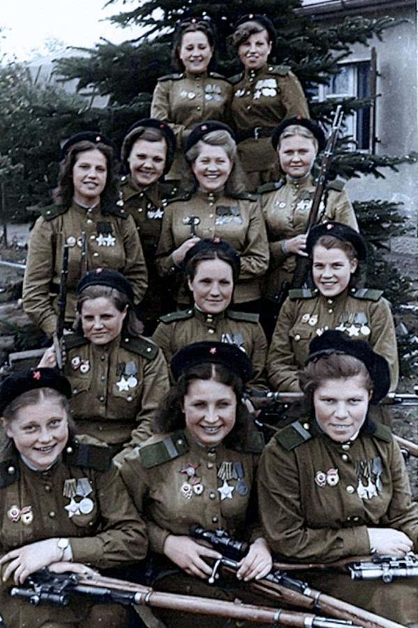 苏联女兵德军图片