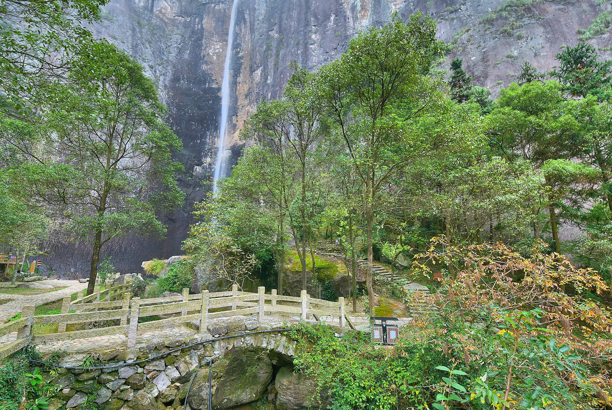 永嘉百丈瀑 即可玩乐 又可住宿