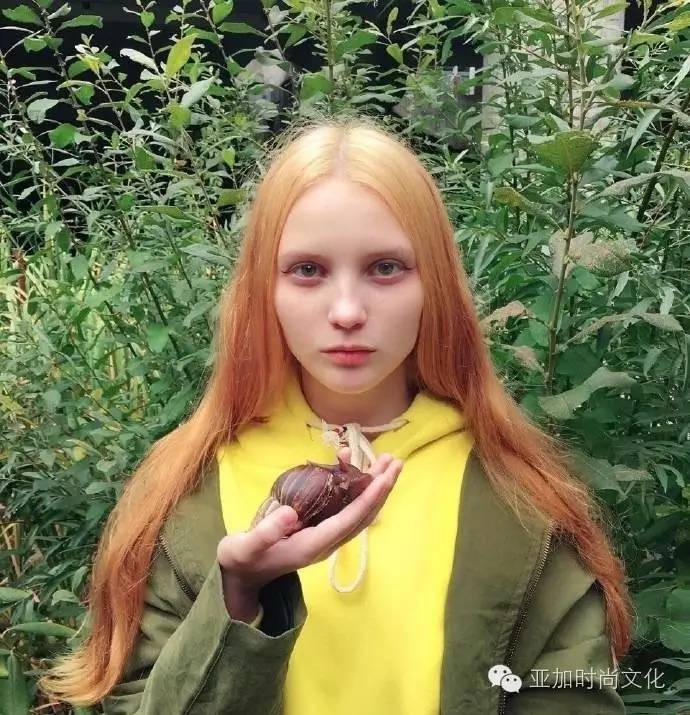 乌克兰女孩,发色喜欢吗?