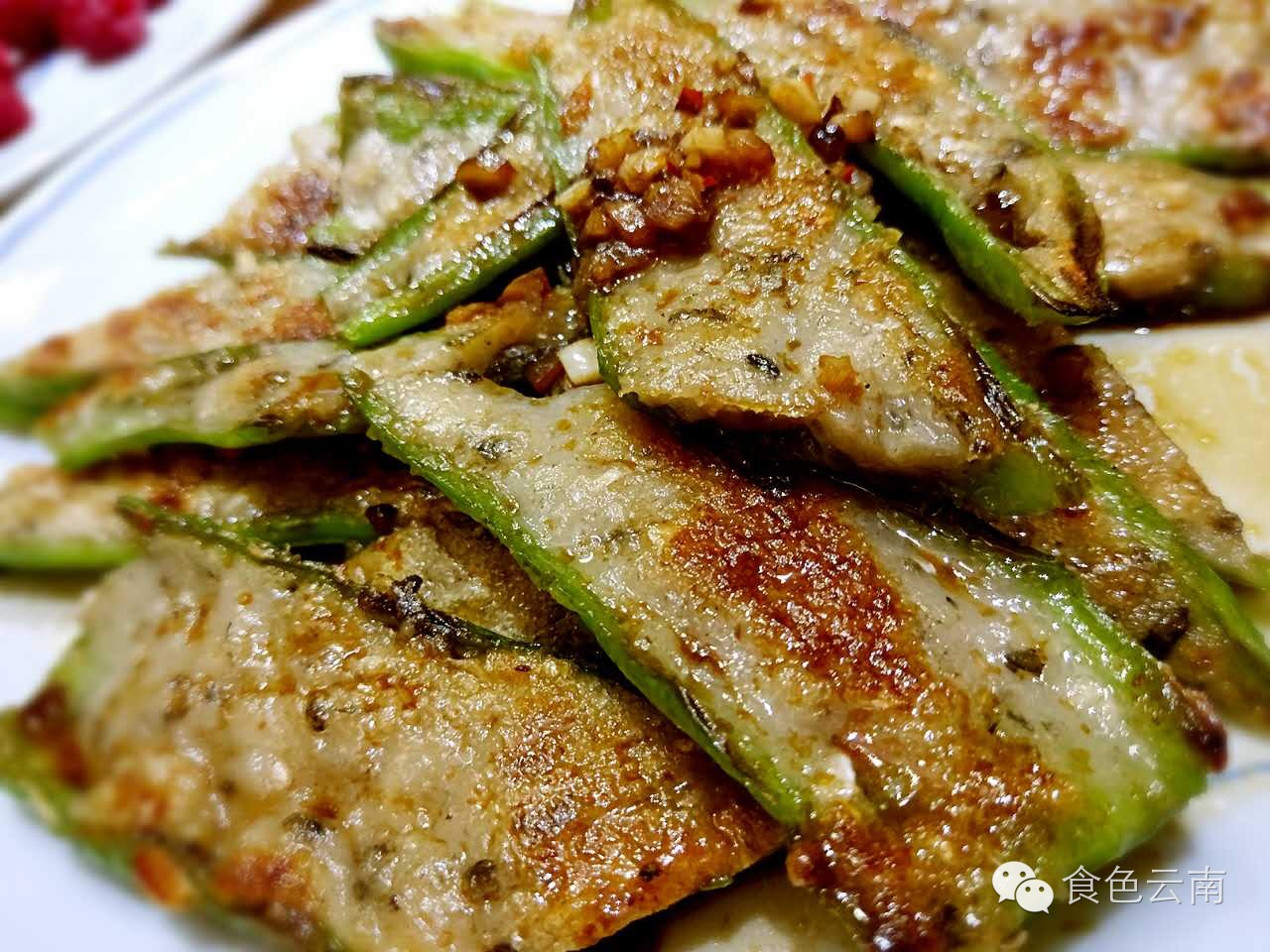 青椒鱼饼图片