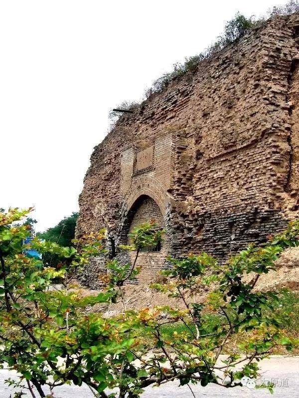 蒲州古城鼓楼,现在只存台基,三川沉石拍摄