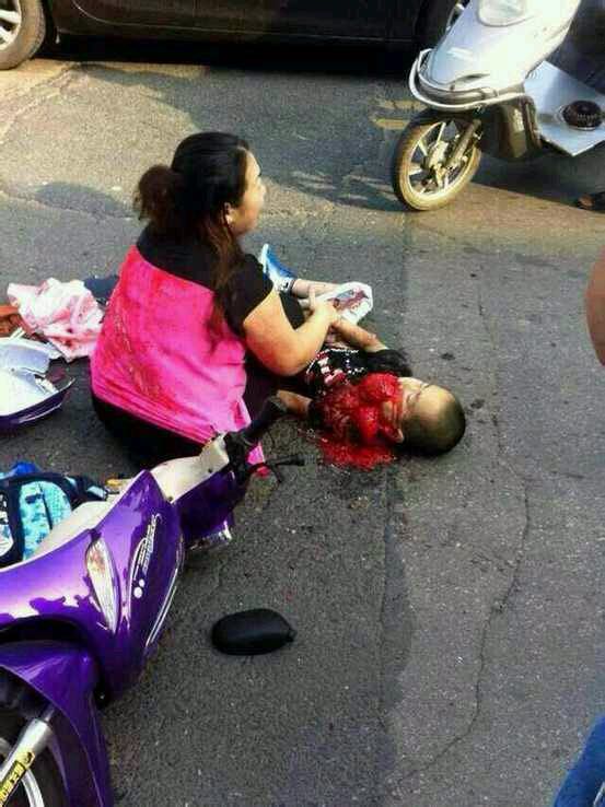 泰国广告车祸儿子回家图片