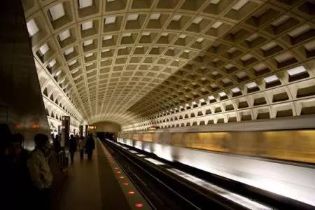 设计:harry weese就全美而言,华盛顿地铁系统仅次于纽约,它拥有86个