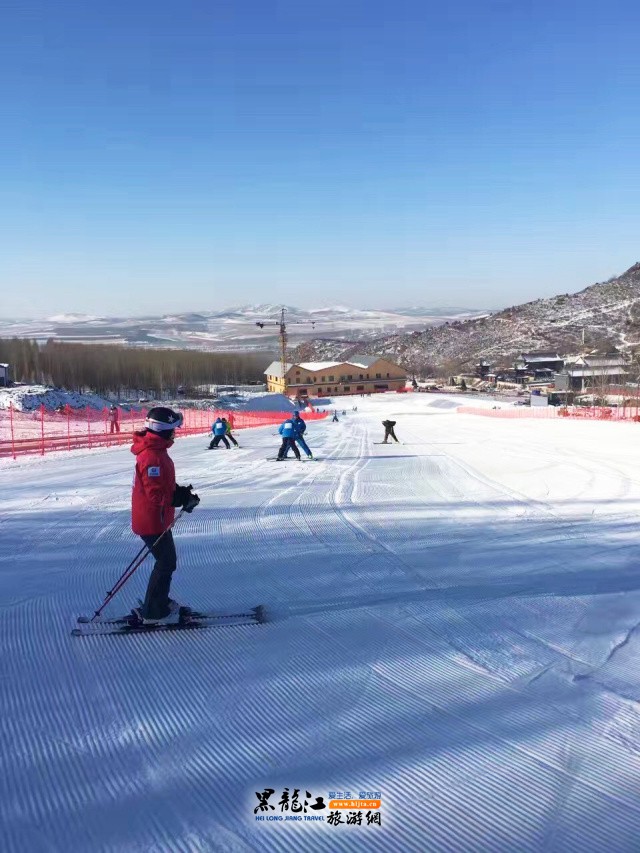 奥悦滑雪场图片