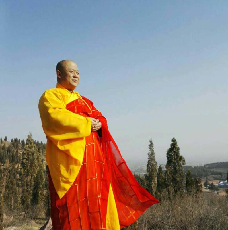 月十七日(2016年12月15日河南省新密市助泉寺住持释妙莲携寺院大众,愿