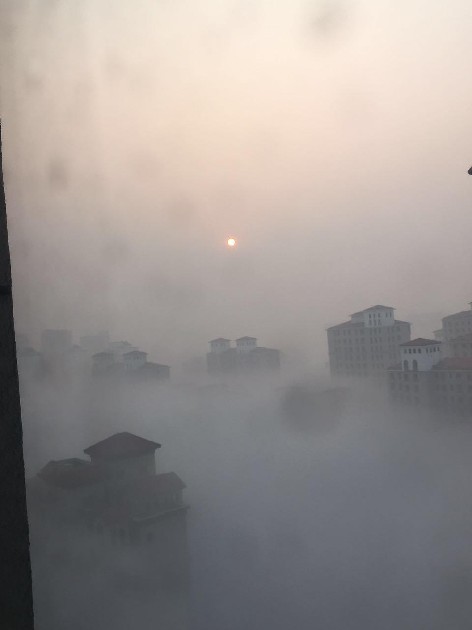 崂山雾霾图片